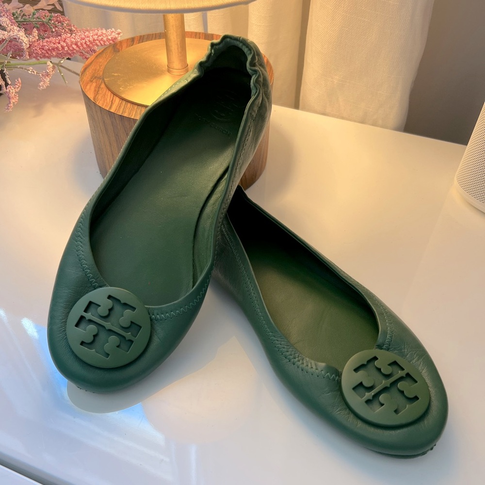 Tory Burch Green Minnie Flats
